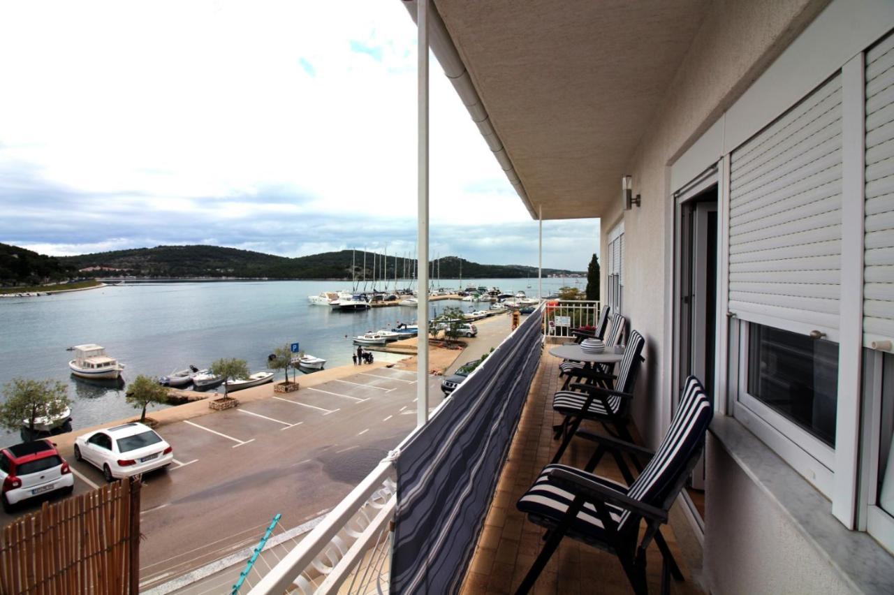 Apartment Masa Tisno Eksteriør bilde